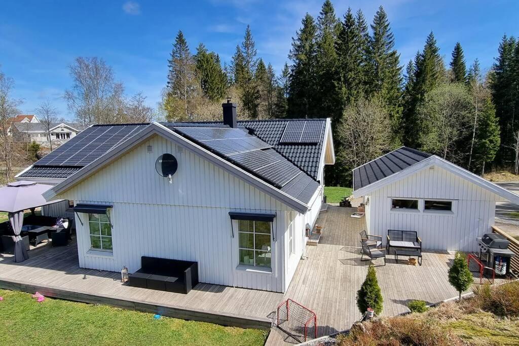 Family Friendly Villa With Sauna In The Nature Borås Dış mekan fotoğraf